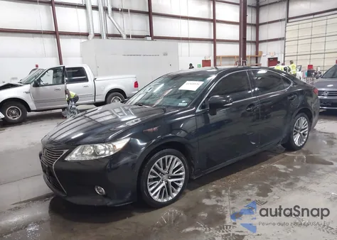 2014 Lexus Es 350 z USA, uszkodzony, nr VIN JTHBK1GG6E2131245